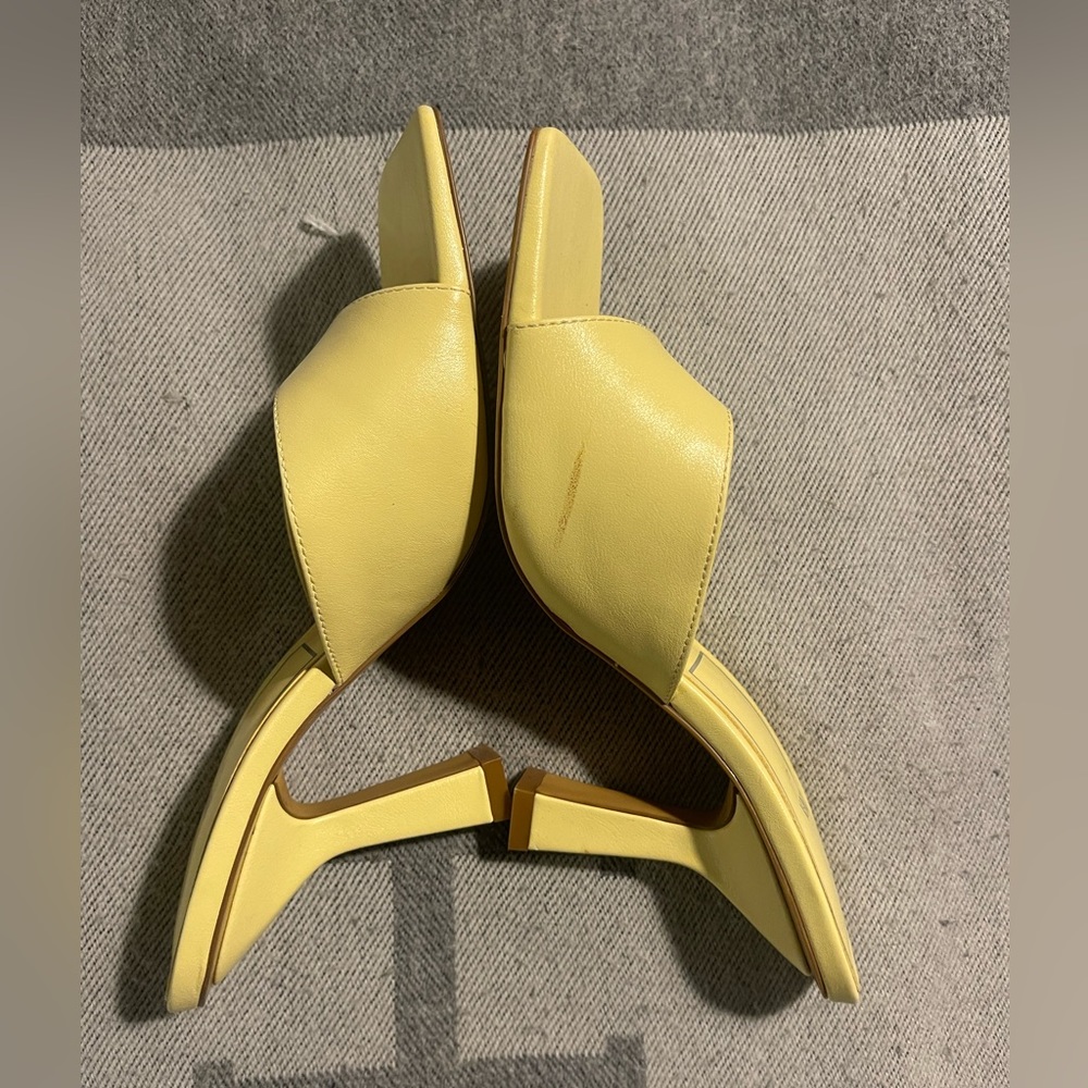Zara yellow slip on heels - Picture 5 of 5